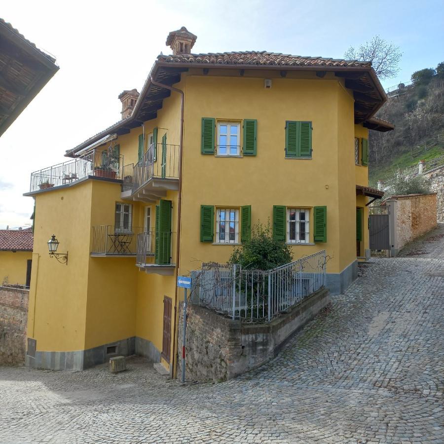 Ferienwohnung Il Giardino Di Olivia Guarene Exterior foto