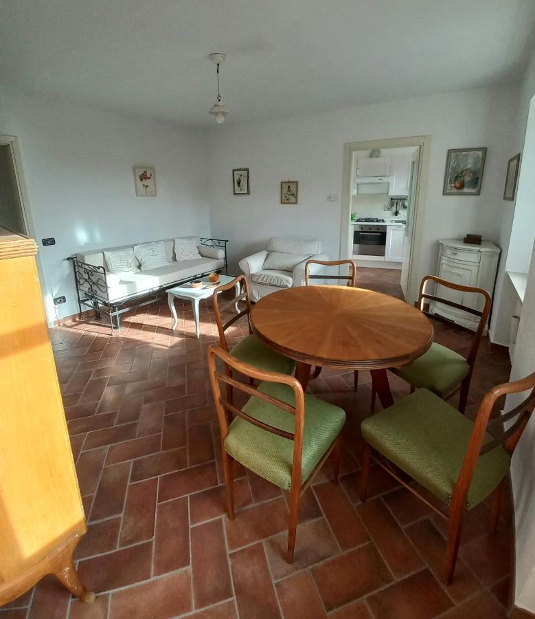 Ferienwohnung Il Giardino Di Olivia Guarene Exterior foto
