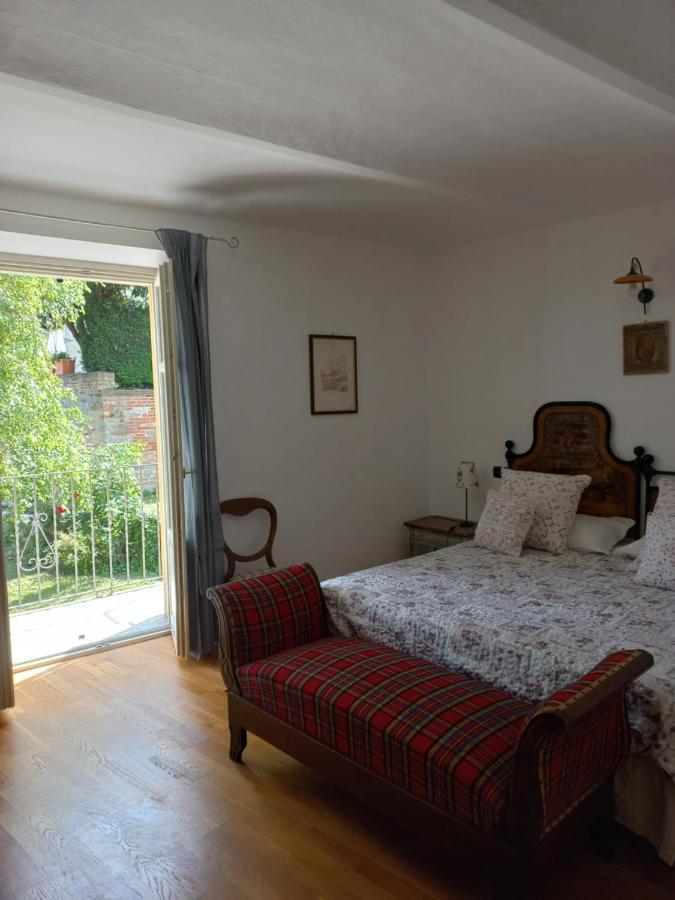 Ferienwohnung Il Giardino Di Olivia Guarene Exterior foto